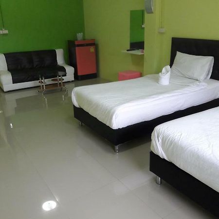 Keeree Guesthouse Phetchaburi Exterior photo